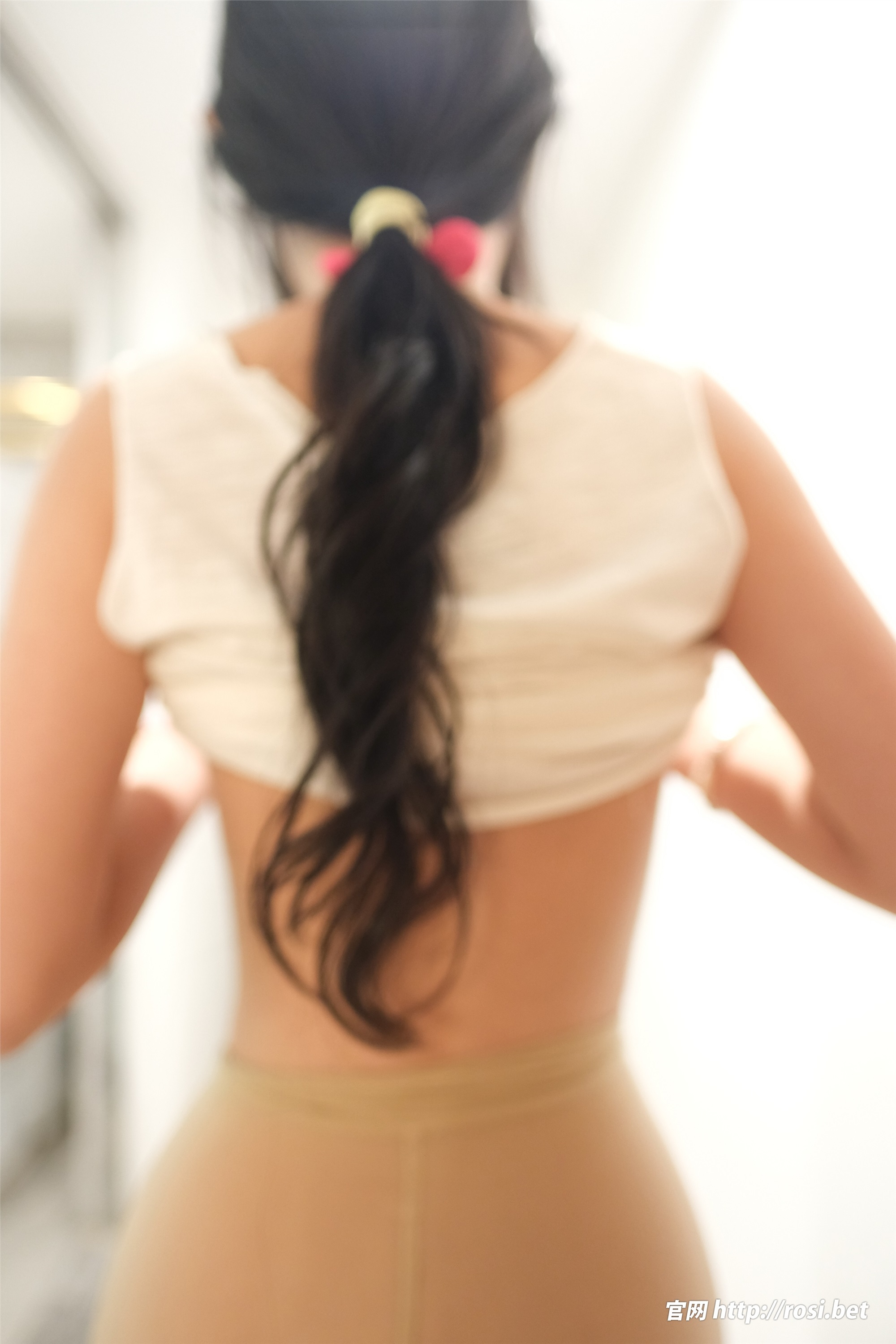 ROSI写真 2024.11.26 NO.4740